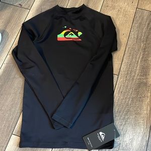 Quicksilver rash guard